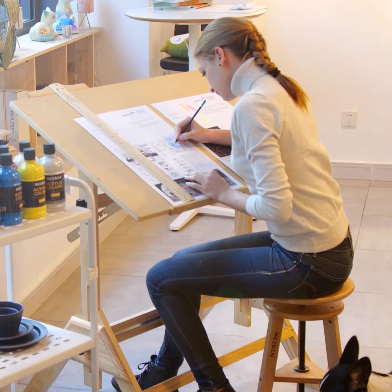 MEEDEN Adjustable Wooden Drafting Table & Stool Set , Natural-XSZ-2 - Image 10